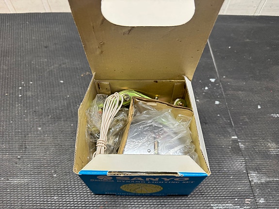 Product image 8 of 10