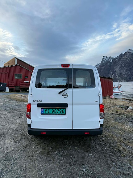 Nissan NV200 5 of 5