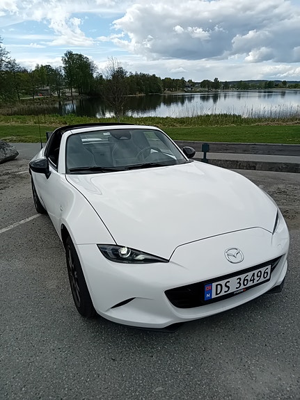 Mazda MX-5 7 of 23