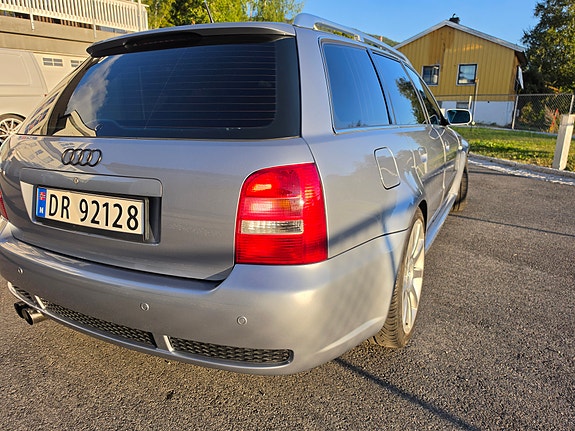 Audi RS4 10 of 10