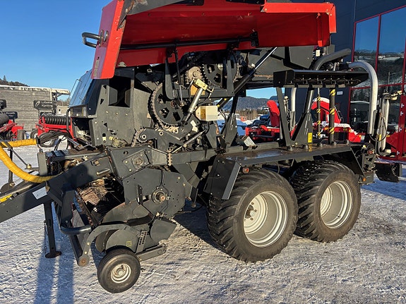 Kuhn FBP2135 2011, kr 164 000,-