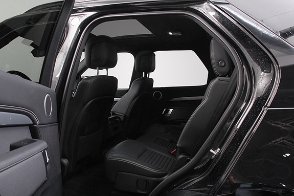 Land Rover Discovery 20 of 30