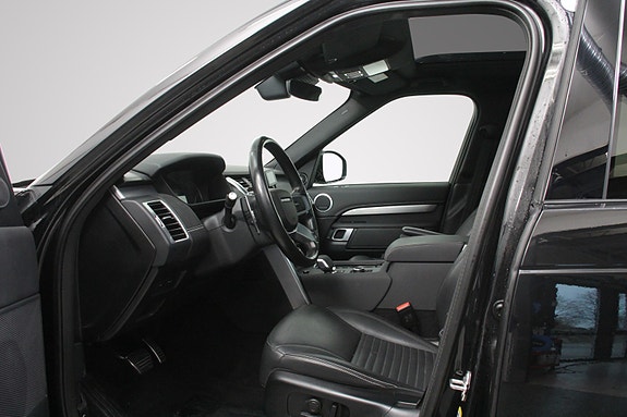 Land Rover Discovery 14 of 30