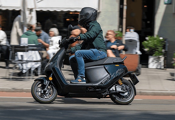 Segway E300SE 2 of 18