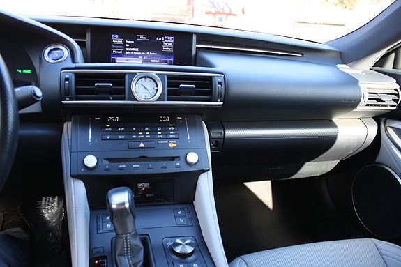 Lexus RC-Serie 14 of 20