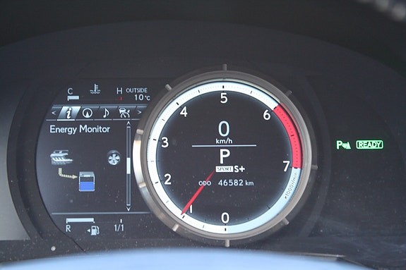 Lexus RC-Serie 13 of 20