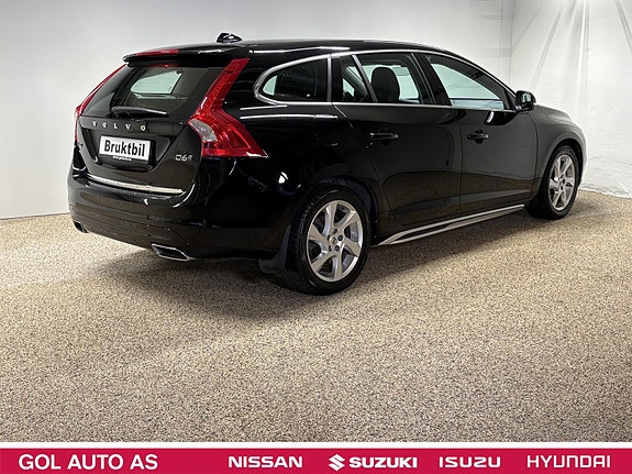 Volvo V60 10 of 30