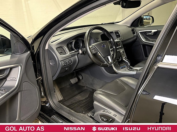 Volvo V60 12 of 30