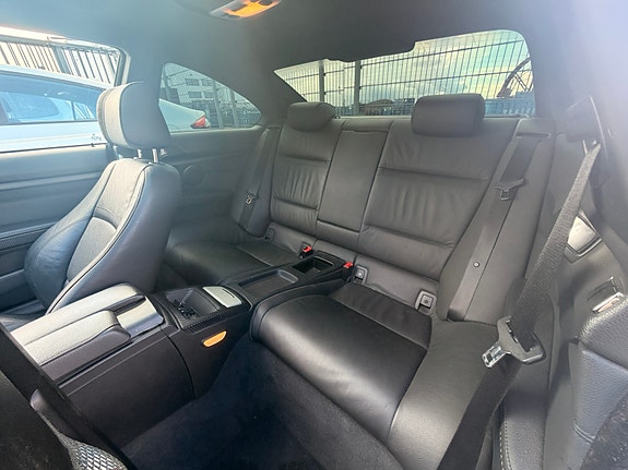 BMW 335i 12 of 12