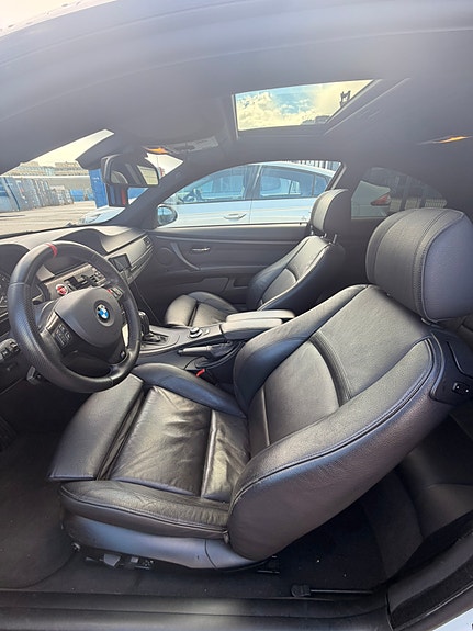 BMW 335i 11 of 12