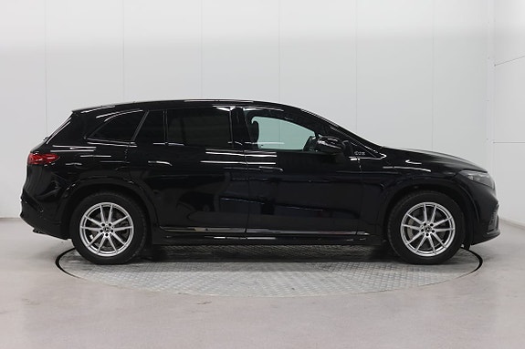 Mercedes-Benz EQS SUV 5 of 5