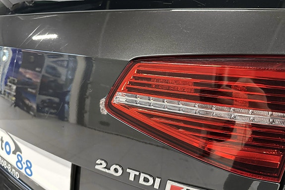Volkswagen Passat Alltrack 20 of 22