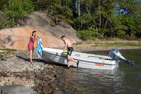 Terhi 400 – Lettrodd, solid og perfekt hyttebåt