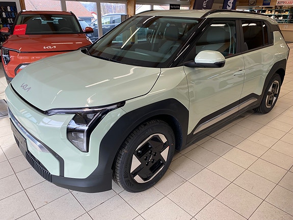 Kia EV3 4 of 5