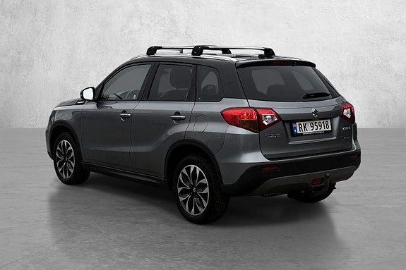 Suzuki Vitara 3 of 21