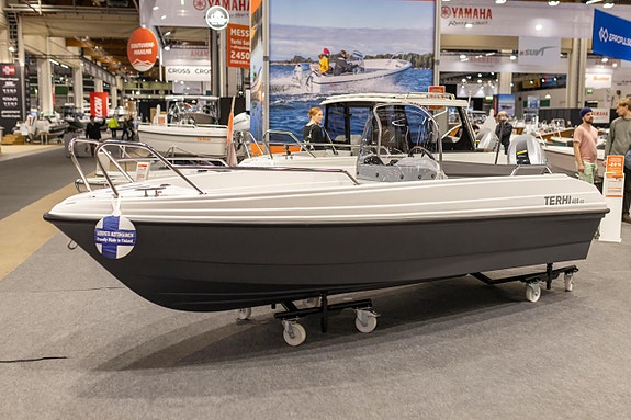 Terhi 480 CC m/ Tohatsu 50 hk – Senterkonsoll | Kampanje | Kraftig og romslig