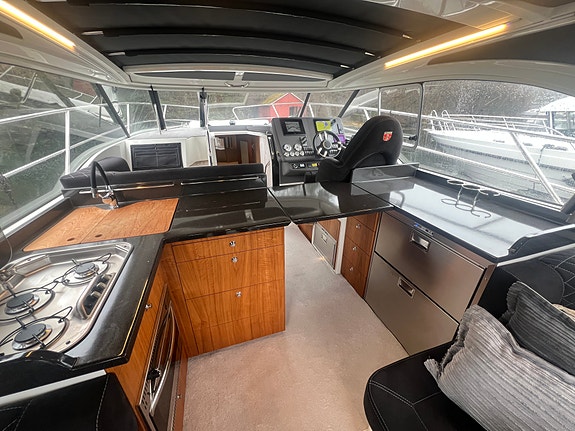 Marex 360 Cabriolet Cruiser, fullspekket, skipsreg, joystick, hekkthrruste 29 of 30