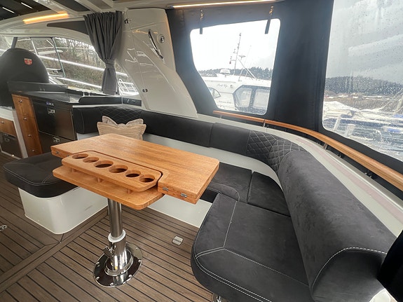 Marex 360 Cabriolet Cruiser, fullspekket, skipsreg, joystick, hekkthrruste 19 of 30