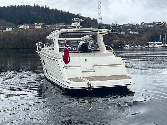 Marex 360 Cabriolet Cruiser, fullspekket, skipsreg, joystick, hekkthrruste 4 of 5