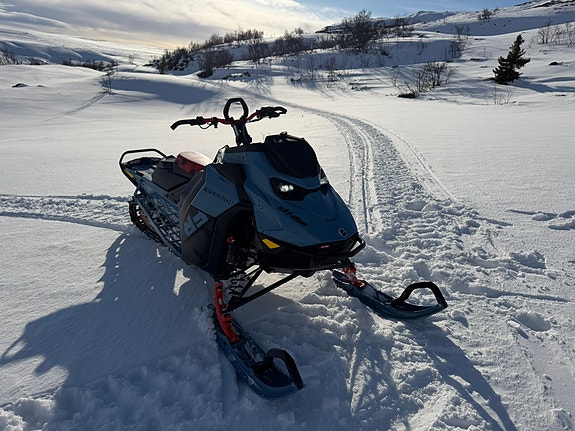 Ski-doo Freeride 850 E-TEC Turbo R 146" Demo scooter 5 of 5