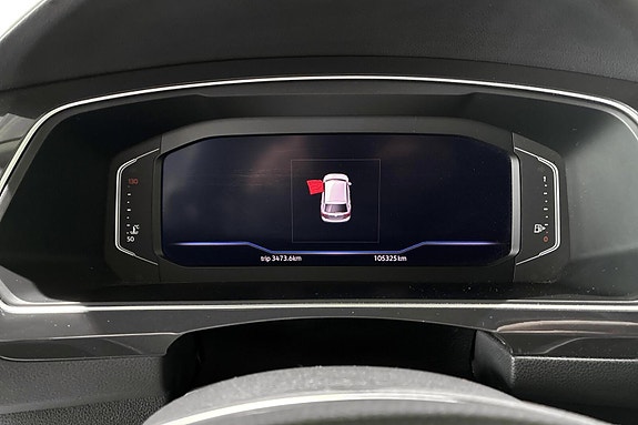Volkswagen Tiguan 8 of 11