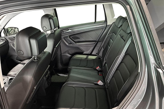 Volkswagen Tiguan 6 of 11