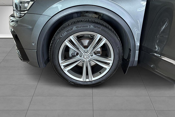 Volkswagen Tiguan 10 of 11