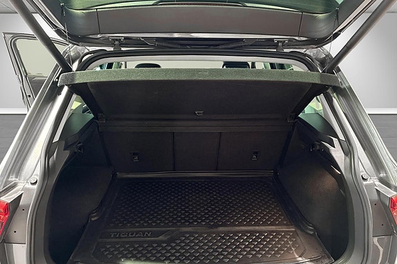 Volkswagen Tiguan 9 of 11