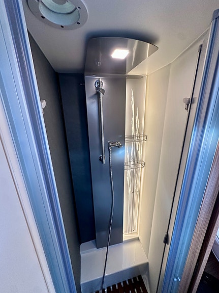 Bilde 33 av Eura Mobil INTEGRA 760 QF.  2,2-180HK/AUTOMATGIR/SOLSELLEPANEL/AIRCONDITION.