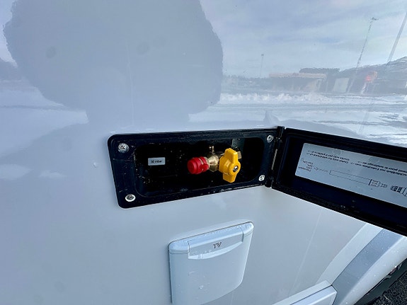 Bilde 5 av Eura Mobil INTEGRA 760 QF.  2,2-180HK/AUTOMATGIR/SOLSELLEPANEL/AIRCONDITION.