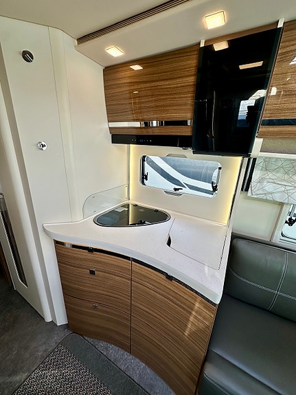 Bilde 28 av Eura Mobil INTEGRA 760 QF.  2,2-180HK/AUTOMATGIR/SOLSELLEPANEL/AIRCONDITION.