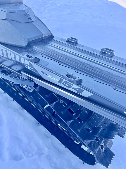 Ski-doo Summit X 4 of 5
