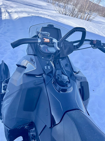 Ski-doo Summit X 5 of 5