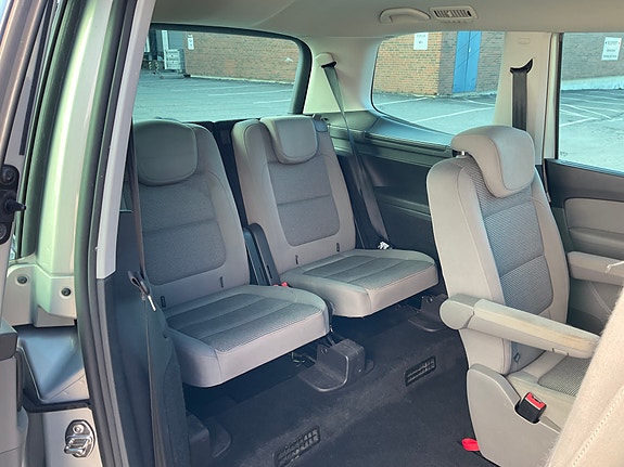 Volkswagen Sharan 24 of 30