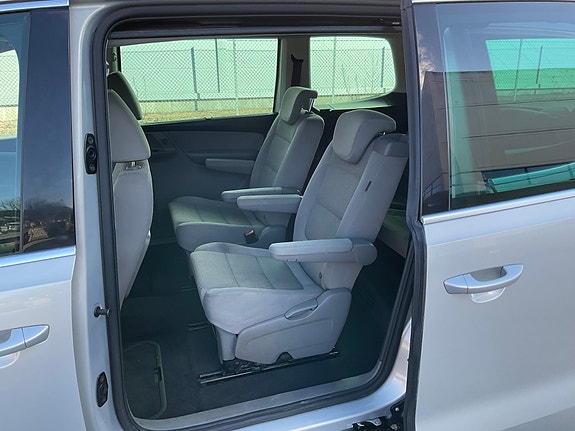 Volkswagen Sharan 14 of 30