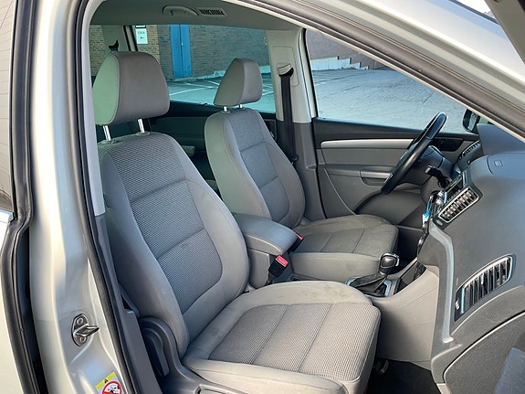 Volkswagen Sharan 21 of 30