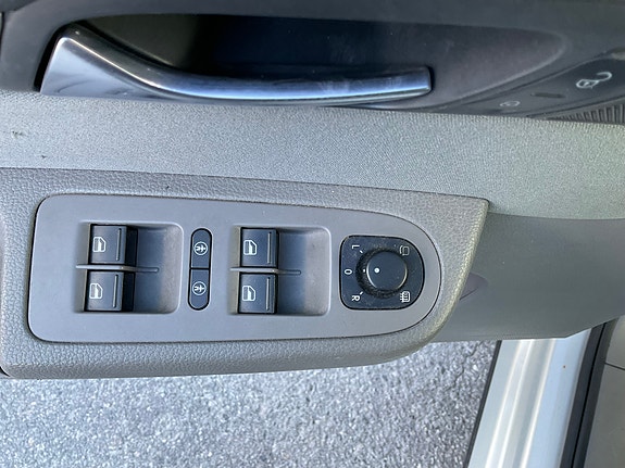 Volkswagen Sharan 17 of 30