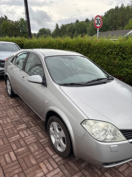 Nissan Primera 4 of 5