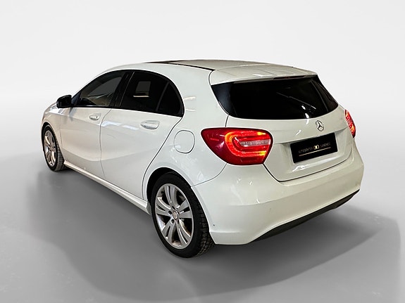 Mercedes-Benz A-Klasse 2 of 5