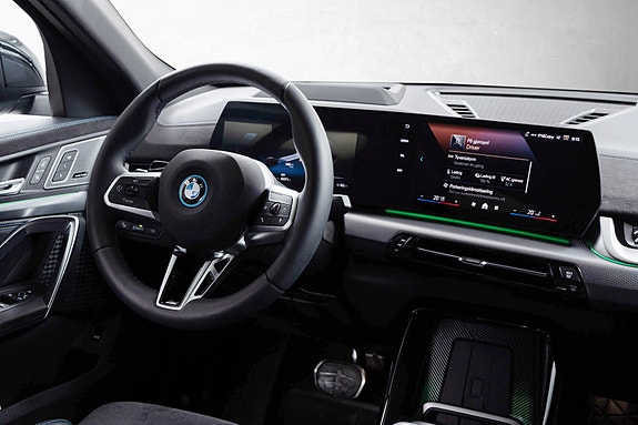 BMW iX2 23 of 26