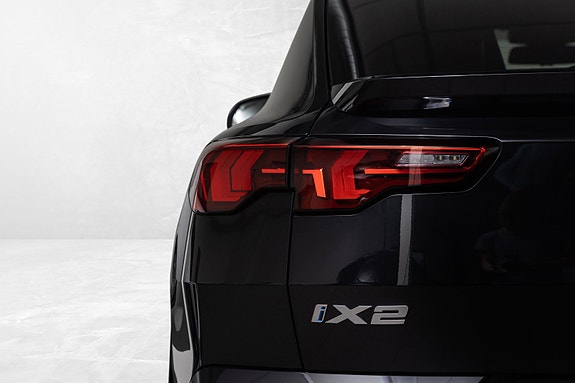 BMW iX2 8 of 26