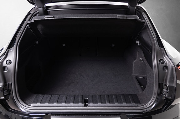 BMW iX2 24 of 26