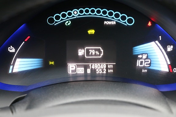 Nissan Leaf 14 of 27