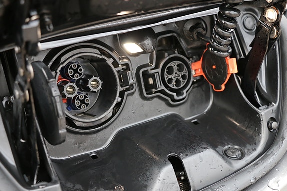 Nissan Leaf 26 of 27