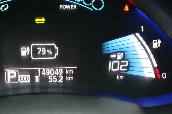 Nissan Leaf 15 of 27