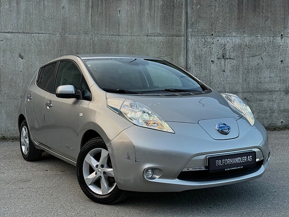 Nissan Leaf 4 of 5