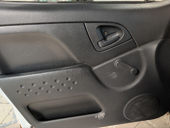 Toyota Yaris Verso 11 of 25