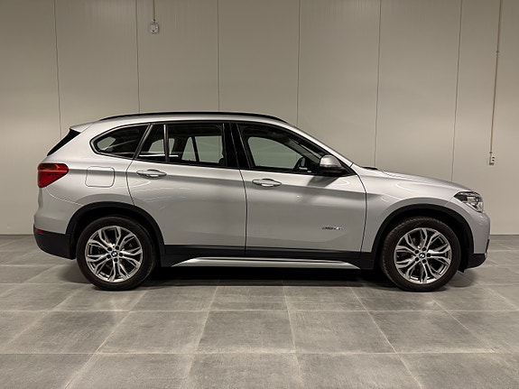 BMW X1 2 of 5