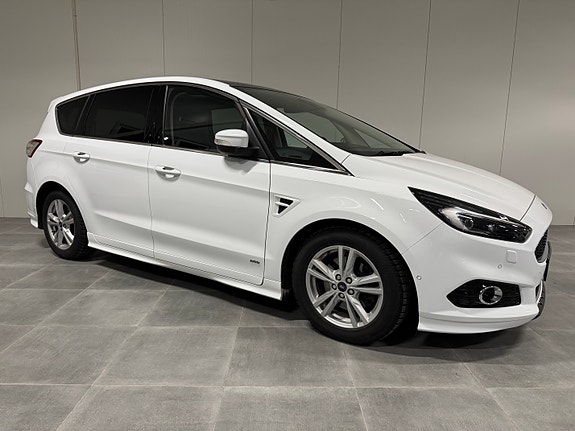 Ford S-MAX 3 of 5