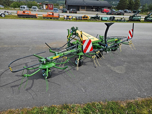 KRONE VENDRO 560 SPREDERIVE